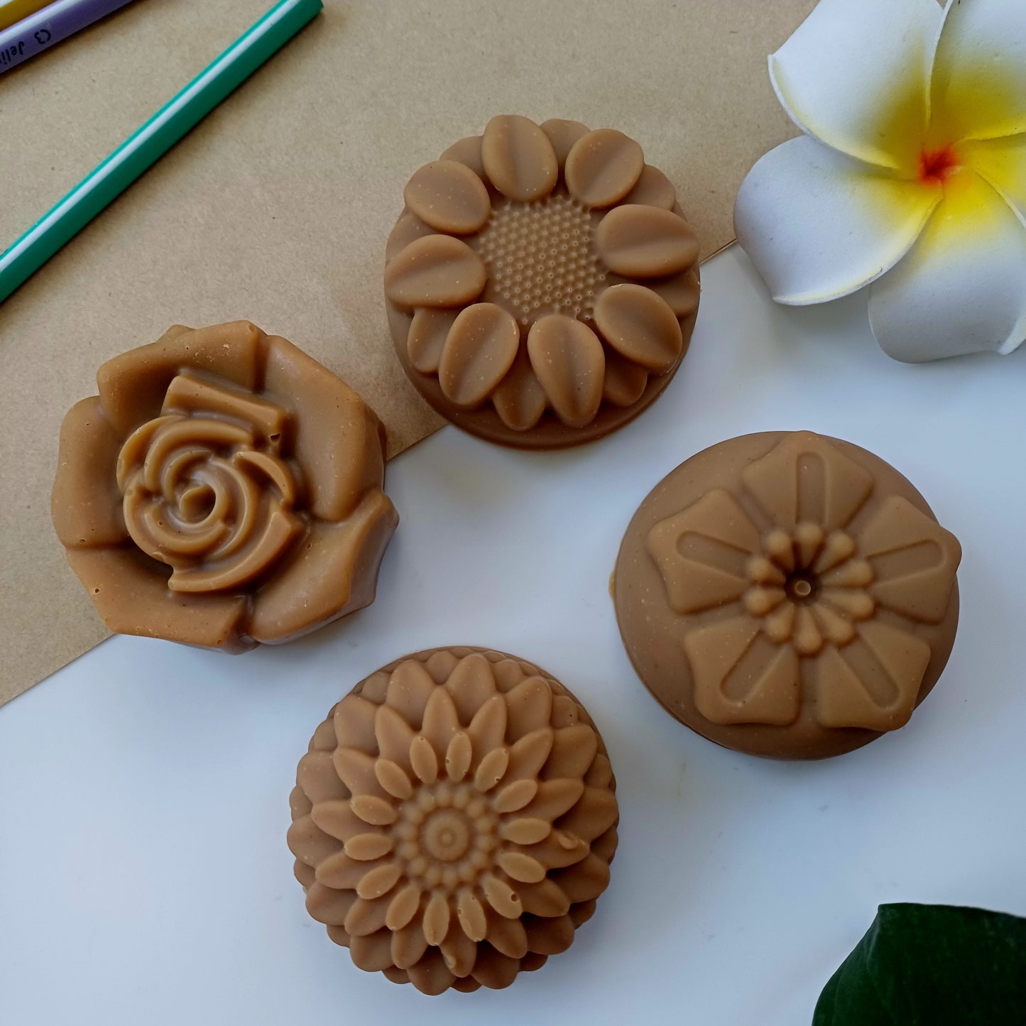 Kids butter soap with Nalangu maavu (Herbal Ubtan Soap) : Combo